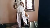 Indisches schulmädchen virales video von freund aufgenommen snapshot 4