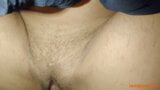 Desi Bhabhi fickt hart mit Liebhaber in reinem schmutzigem Hindi-Talk snapshot 9