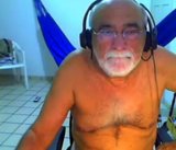 Opa streelde op webcam snapshot 14