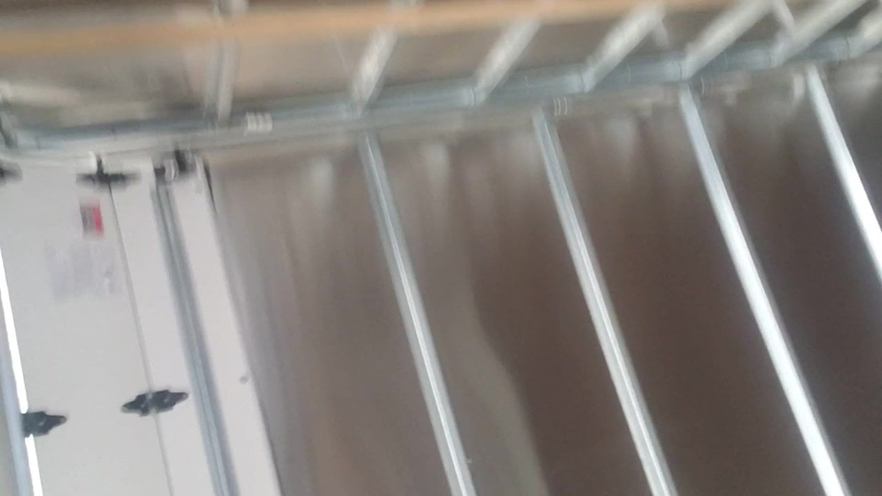 Prljava napaljena pička samo želi da bude dodirnuta