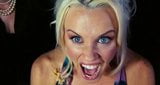 Jenny Mccarthy - amor sujo snapshot 3