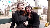 Bianca et Melanie veulent se lécher la chatte en partageant une bite snapshot 3