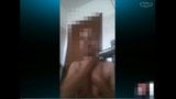 Harige brunette op Skype snapshot 7