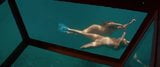 Kelly Brook, tette calde sott'acqua snapshot 8