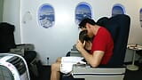 飛行機の中で匂いを嗅いだり舐めたりするスチュワーデスの足! snapshot 12
