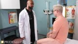 Saftiger Ebenholz-Doktor löst einen geschwollenen Ballsack mit seinem BBC snapshot 6