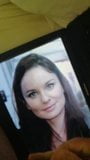 Kleine pik komt klaar op Sarah Wayne Callies snapshot 1