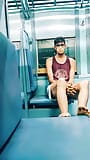 Chico adolescente quiere sexo en tren snapshot 3