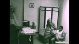 사무실에서 몰래 따먹히는 흑인 커플 snapshot 8