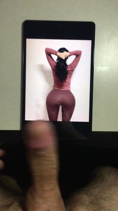 Korejský ig model chaeon sperma hold