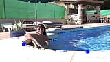 Auntjudys - tetona británica milf Devon Breeze - junto a la piscina en lencería snapshot 16