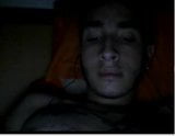 Pés masculinos retos na webcam snapshot 1