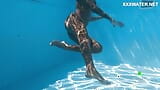 Крошка-латина с большими сиськами Yorgelis доставляет удовольствие плавать snapshot 4