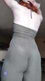 Sexy redhead milf Dahlia Wolf twerking snapshot 13