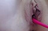 Fleshy pussy throbbing from a vibrator snapshot 4