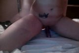 Mandyy reitet ihren Dildo snapshot 1