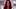 Aziatische Mia Lelani spuugt op haar glazen speeltje voordat ze masturbeert