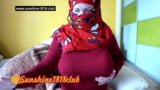 Rode hijab, grote borsten, moslim op cam 10 22 snapshot 12