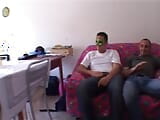 Eu estou sozinho em casa, venha e me fode snapshot 1