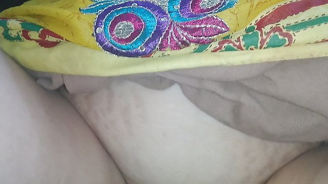 How to make your boobs and hairy pussy stand out with some sexy designs?