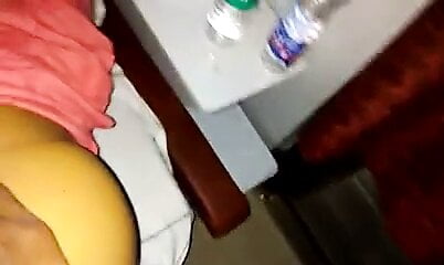 Chandigarh žena jebana jako u vozu u doggy style.mp4