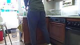 Mostohafia keményen megbassza a mostohaanyját a konyhában snapshot 1