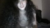 Francesa de cabello rizado show de desnudo snapshot 6