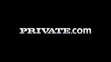 Private.com-ブルネット美女リヴが改造され、アナルが犯される！ snapshot 1