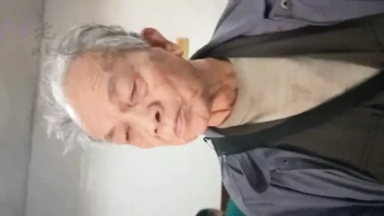 Chinese Grandpa: Gay Porn