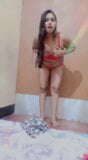 Indisches Mädchen macht eine nackte Show snapshot 6