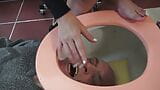 Piedi tormento pedicure schiavo snapshot 22