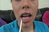 Junge Latina Lipgloss Blowjob POV snapshot 1