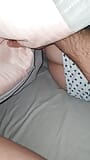 大きな勃起を持つ義理の息子は、ベッドで継母のお尻をマッサージします snapshot 5