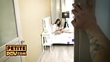 Видео от первого лица - жадная до спермы красотка Lena Reif в анальной трах-сессии в видео от первого лица snapshot 1