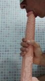 40 cm Dildo tief in den Hals snapshot 9