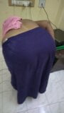 Mallu, Tante, Putzvideo ohne Kleid snapshot 7