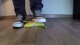 Converse food crush  banana snapshot 1