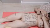 Dégradation et écriture corporelle - la salope Kiki Vee a un orgasme snapshot 7