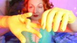 Asmr zerreißt Latex-Gummihandschuhe snapshot 6