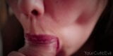 Extreme close-up lul likken en zuigen van Aziatische vrouw snapshot 5