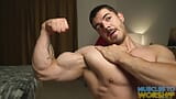 Vascular College Muscle Stud Flexes Nude snapshot 5