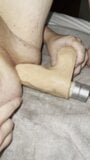 Tuga gioca con un dildo snapshot 1