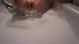 Amateur bbw masturbates with suction dildo in bath snapshot 7