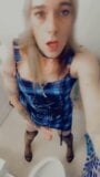 Pretty Punk Rock Girl Cums snapshot 14