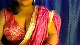 Hot desi sexy young girl tries to show boobs with pleasure. snapshot 4