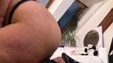 Thicc & curvy 也丰满紧阴户 热金发保姆 snapshot 15