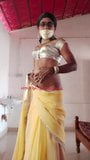 Indian sexy crossdresser Lara D'Souza saree video snapshot 2