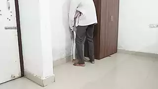 School Ki Store Room Me Student Log Ka Karnama Hua Viral: Anal ...