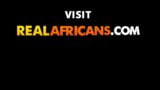 Dikke Afrikaanse milf opgepikt in Nigeria, geneukt en bespoten snapshot 2