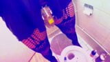 Böse Sissy Raucher Toiletten Schlampe snapshot 9